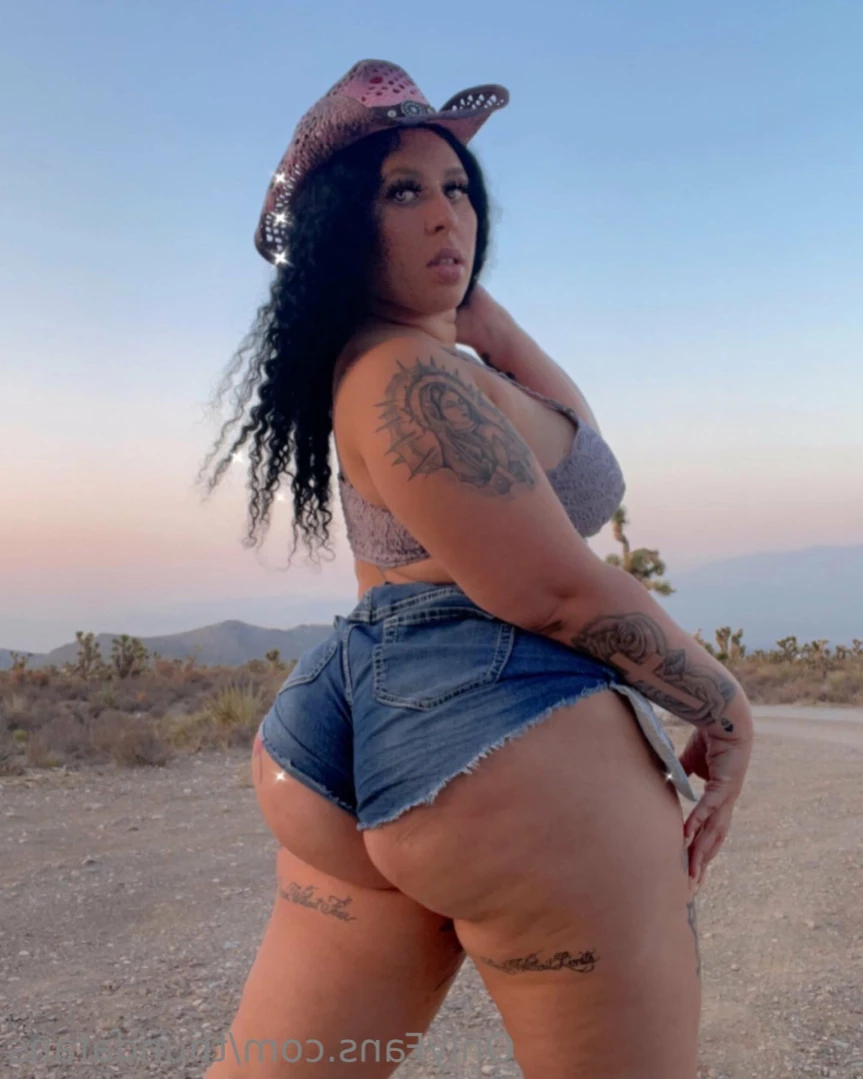 Thunda [ thundafans ] Onlyfans leaked photo 14256729 on Hotleaks.tv