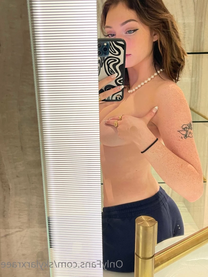 lacyyy;) [ lacylotus ] Onlyfans leaked photo 1466844 on Hotleaks.tv