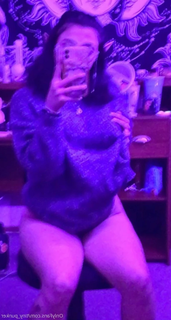 Finley [ tiny_punker ] Onlyfans leaked photo 6772608 on Hotleaks.tv