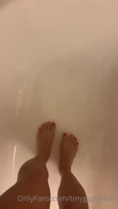 Tiny [ tinygypsyfeet ] Onlyfans leaked video 6637865 on Hotleaks.tv