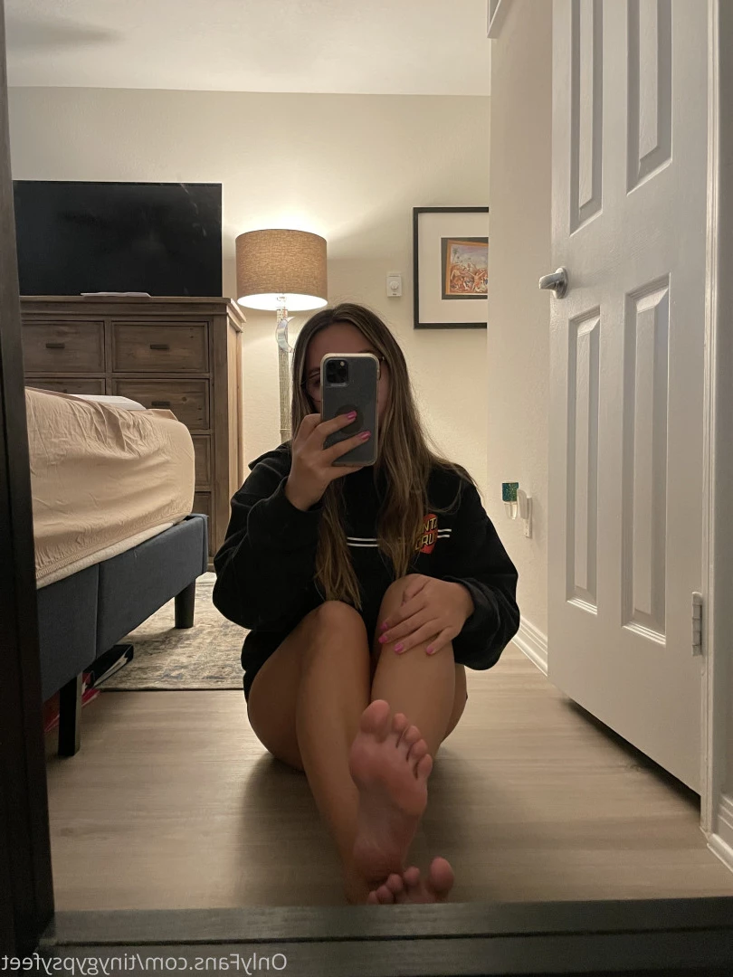 Tiny [ tinygypsyfeet ] Onlyfans leaked photo 7083803 on Hotleaks.tv