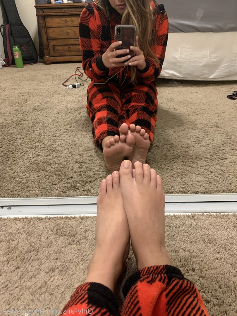 Tiny [ tinygypsyfeet ] Onlyfans leaked photo 7094764 on Hotleaks.tv