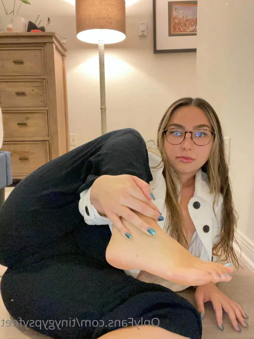 Tiny [ tinygypsyfeet ] Onlyfans leaked photo 7097197 on Hotleaks.tv
