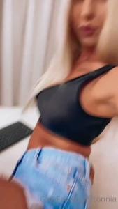 TonniaTaylor [ tonnia ] Onlyfans leaked video 15127517 on Hotleaks.tv