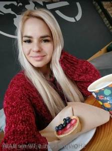 6528676