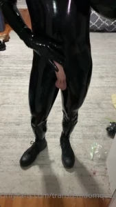 10538718