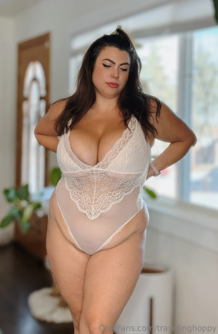 Traveling Hoppy [ travelinghoppy ] Onlyfans leaked photo 18633386 on Hotleaks.tv