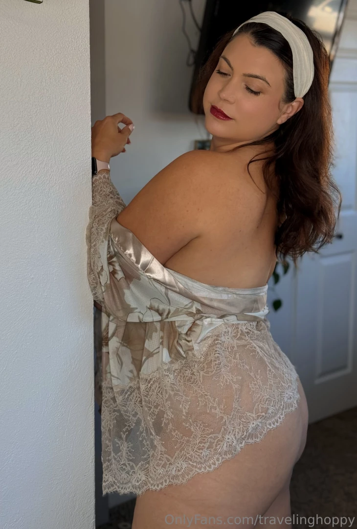 Traveling Hoppy [ travelinghoppy ] Onlyfans leaked photo 18634025 on Hotleaks.tv