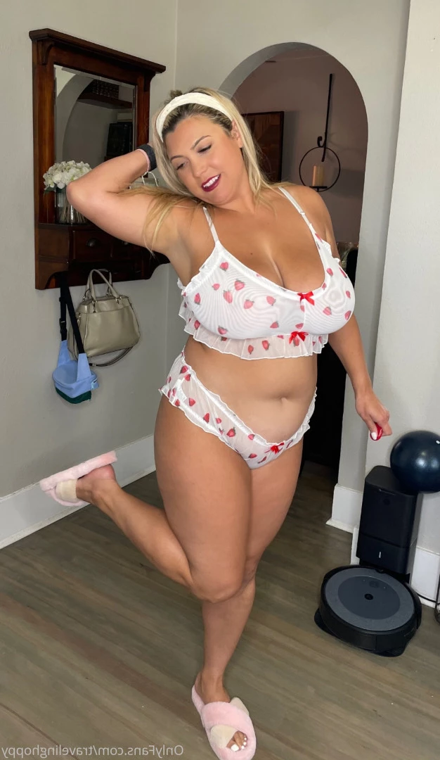 Traveling Hoppy [ travelinghoppy ] Onlyfans leaked photo 9892717 on Hotleaks.tv