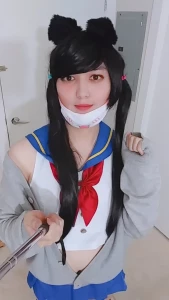 6975307