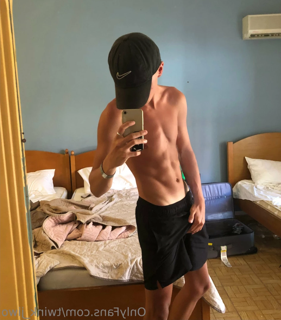 twink_jiwo Onlyfans leaked photo 6769383 on Hotleaks.tv