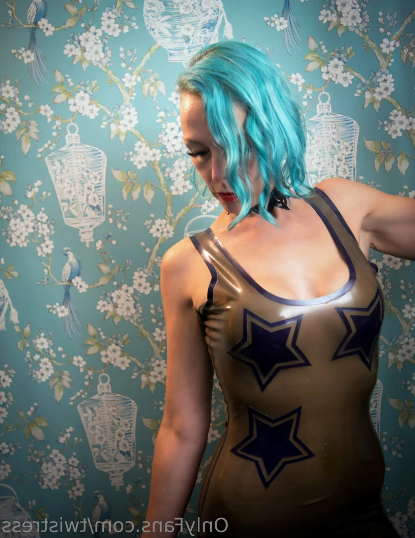Twistress - Ultimate Brit Kinky Switch [ twistress ] Onlyfans leaked photo 6745482 on Hotleaks.tv