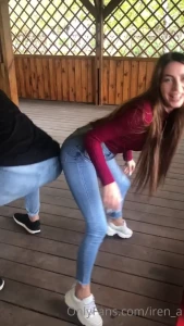 1612762