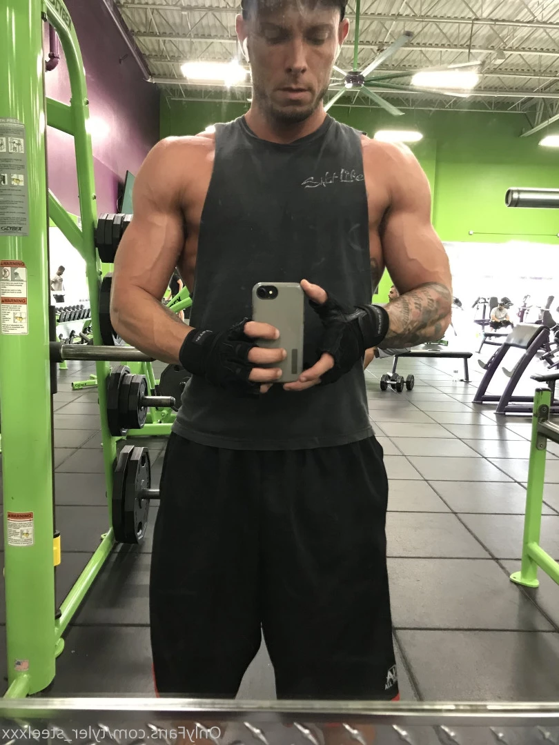 Tyler Steel [ tyler_steelxxx ] Onlyfans leaked photo 6532364 on Hotleaks.tv