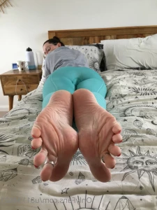 6742281