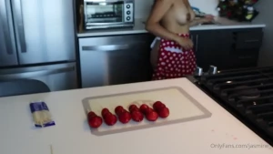 Jasmine [ ubedientgirl ] Onlyfans leaked video 8559082 on Hotleaks.tv