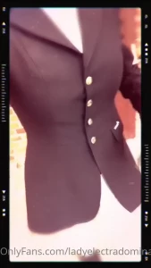 1614632