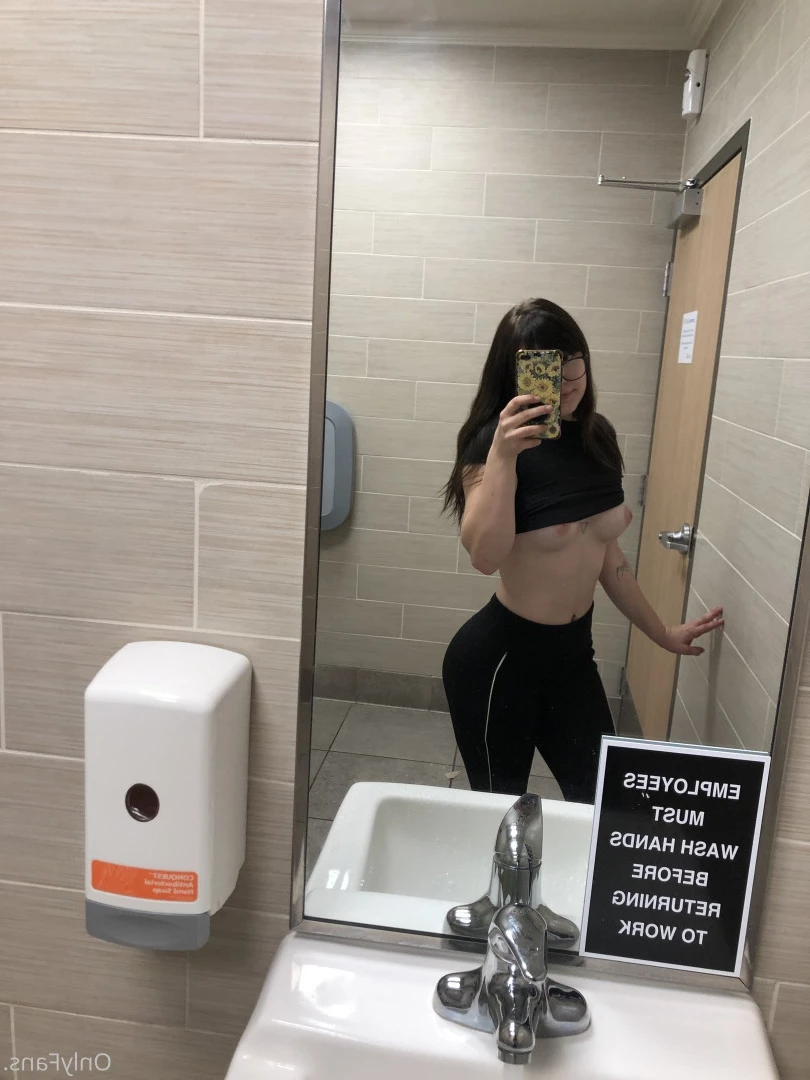 Wren🌿 [ ultrathot ] Onlyfans leaked photo 7059257 on Hotleaks.tv