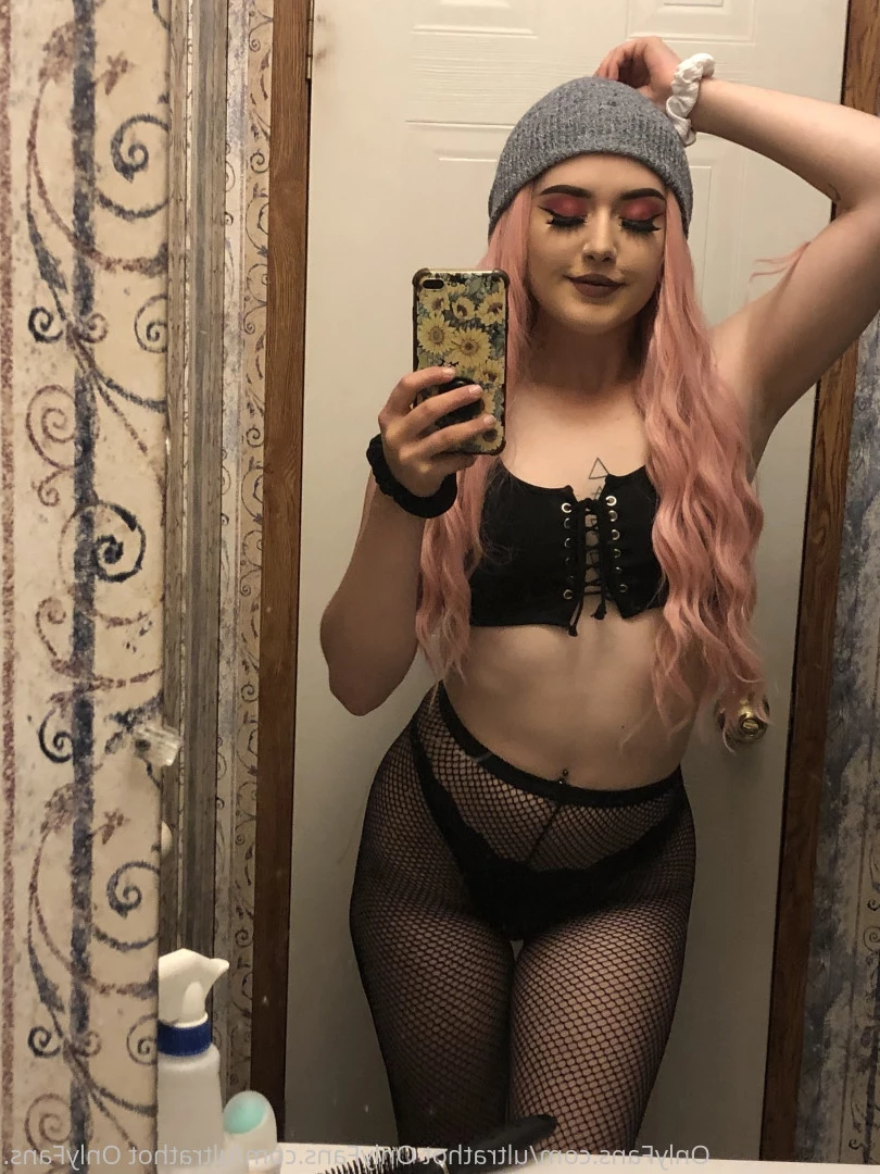 Wren🌿 [ ultrathot ] Onlyfans leaked photo 7063375 on Hotleaks.tv