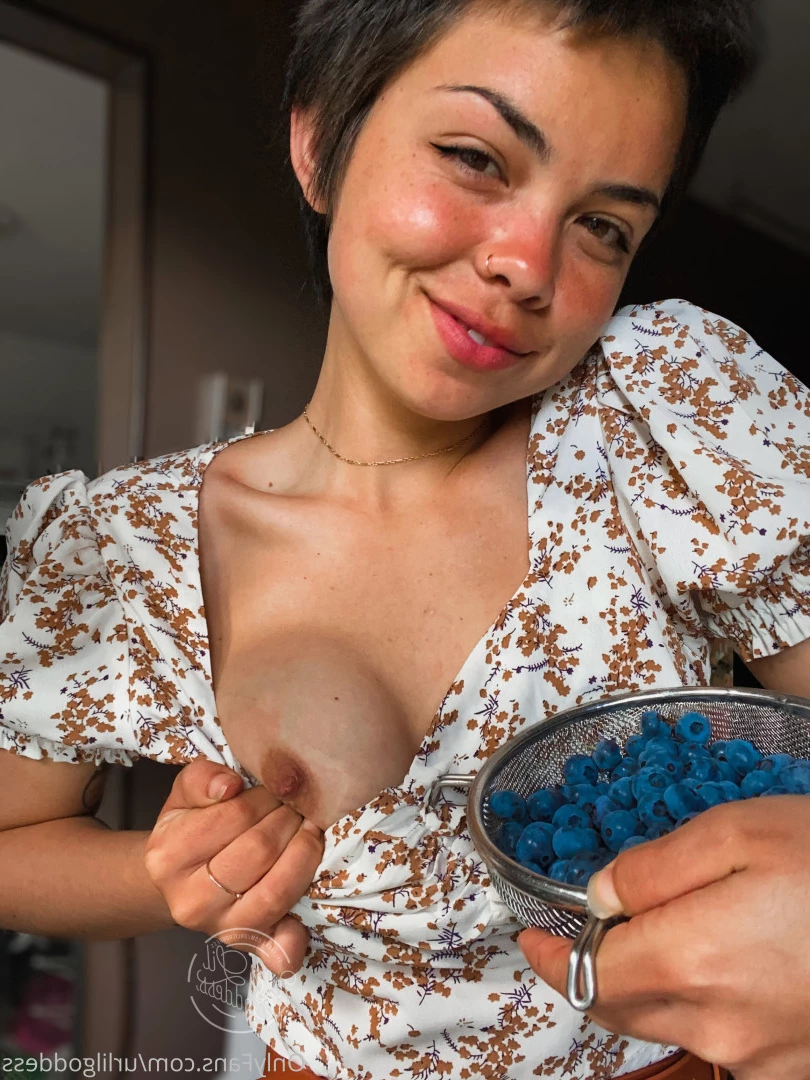 𝓾𝓻𝓵𝓲𝓵𝓰𝓸𝓭𝓭𝓮𝓼𝓼 [ urlilgoddess ] Onlyfans leaked photo 6488374 on Hotleaks.tv