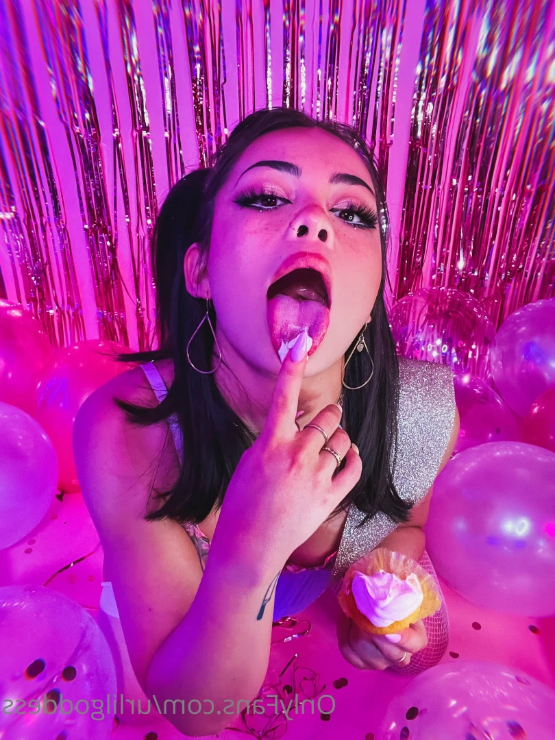 𝓾𝓻𝓵𝓲𝓵𝓰𝓸𝓭𝓭𝓮𝓼𝓼 [ urlilgoddess ] Onlyfans leaked photo 6496565 on Hotleaks.tv