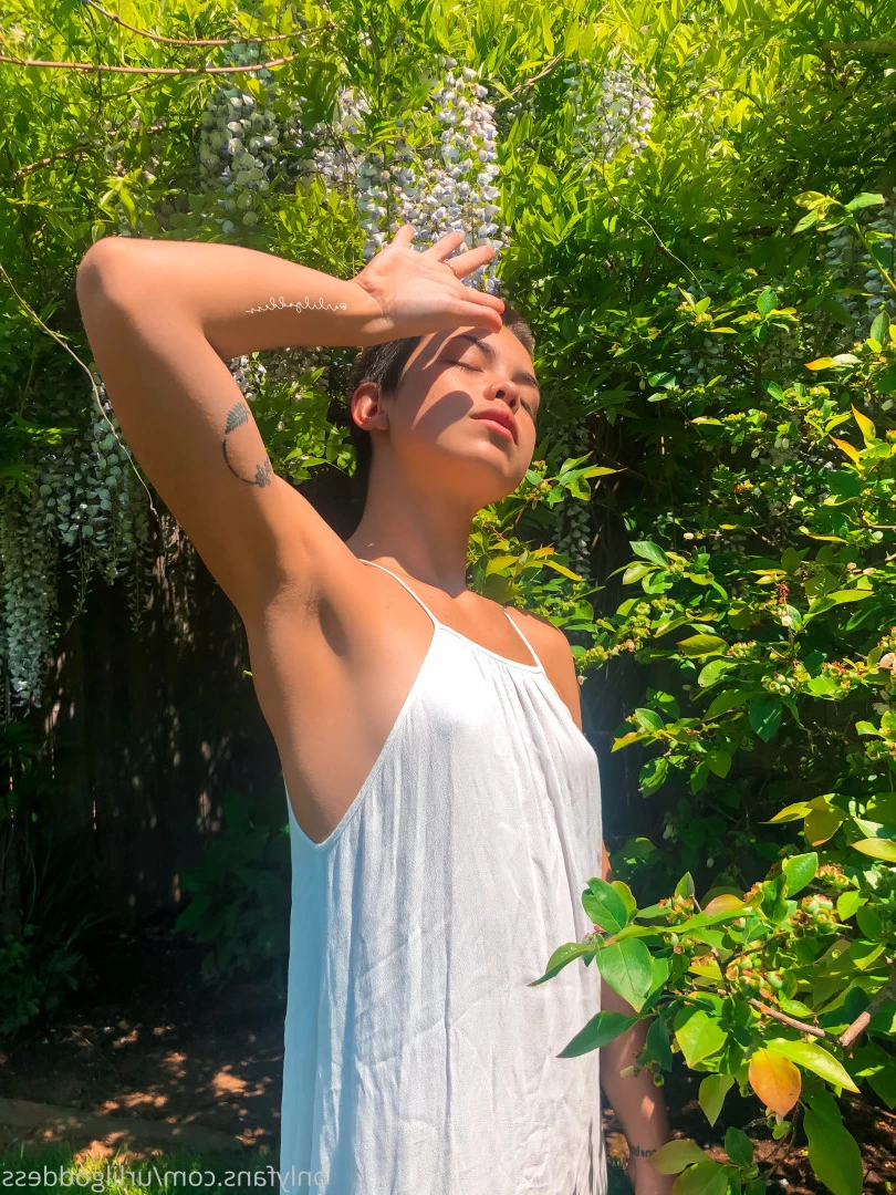 𝓾𝓻𝓵𝓲𝓵𝓰𝓸𝓭𝓭𝓮𝓼𝓼 [ urlilgoddess ] Onlyfans leaked photo 6502700 on Hotleaks.tv
