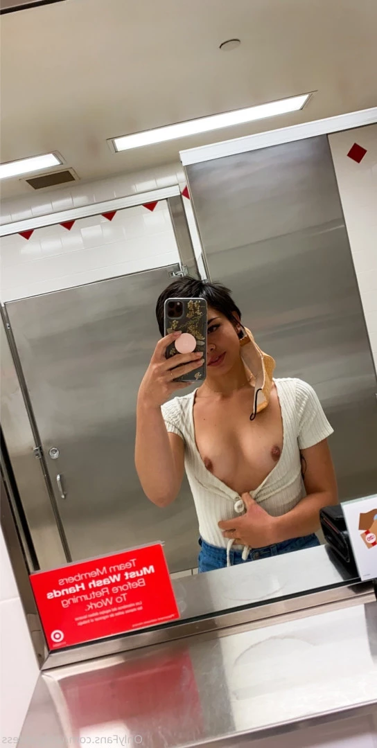 𝓾𝓻𝓵𝓲𝓵𝓰𝓸𝓭𝓭𝓮𝓼𝓼 [ urlilgoddess ] Onlyfans leaked photo 6523364 on Hotleaks.tv