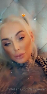 1613029