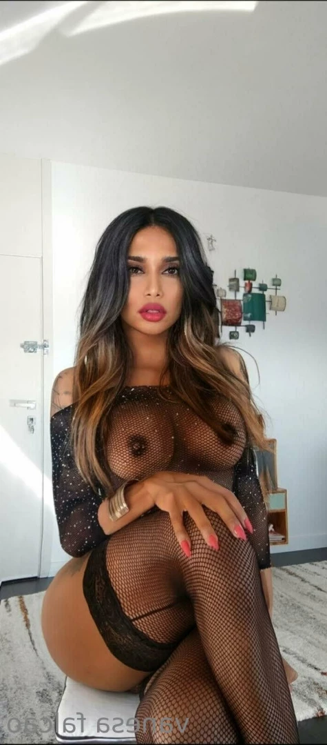 vanefalcao27 [ vanefalcao ] Onlyfans leaked photo 7056179 on Hotleaks.tv