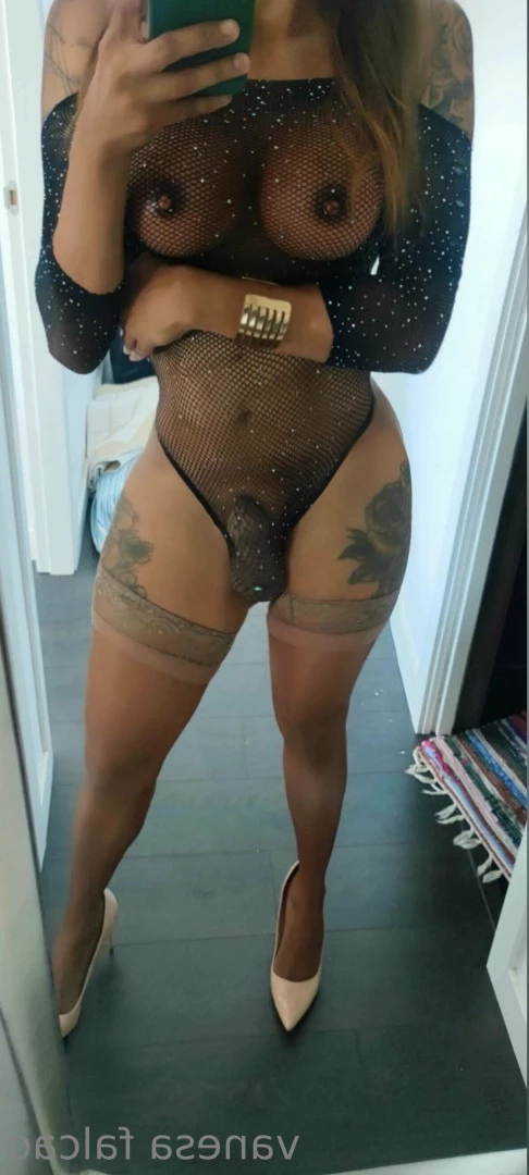 vanefalcao27 [ vanefalcao ] Onlyfans leaked photo 7056308 on Hotleaks.tv