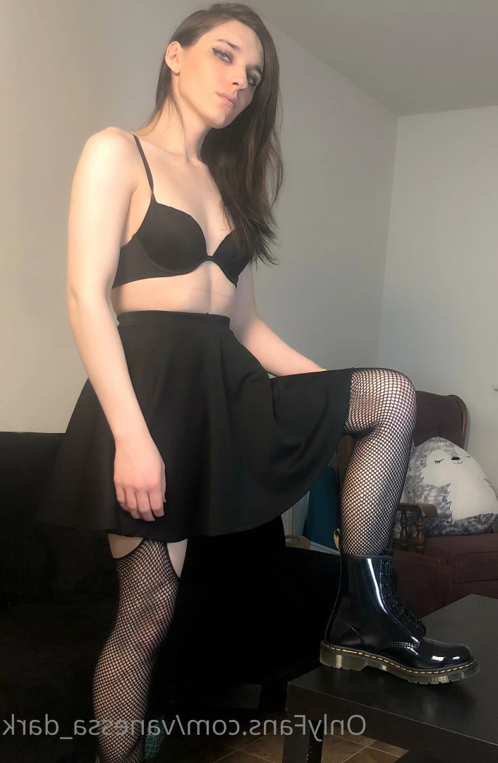 Vanessa 18+ [ vanessa_dark ] Onlyfans leaked photo 6891488 on Hotleaks.tv