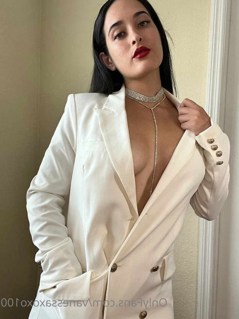 Vanessa | The Goddess [ vanessaxoxo100 ] Onlyfans leaked photo 9693017 on Hotleaks.tv