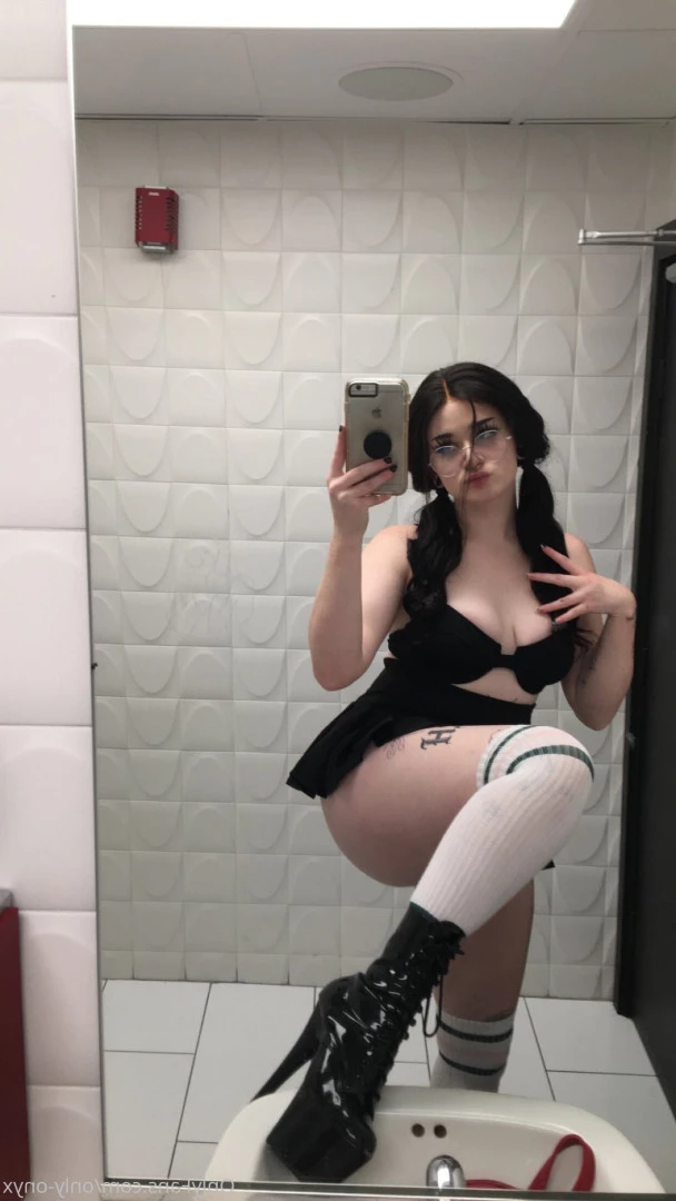 Vee Ciar ☽ [ veeginas ] Onlyfans leaked photo 7054604 on Hotleaks.tv