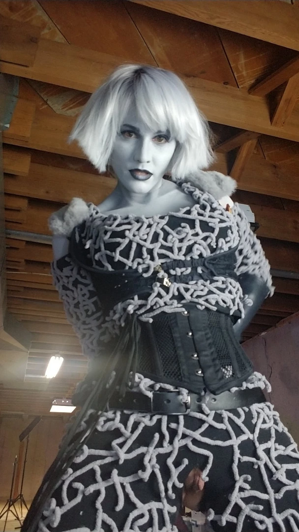 Weird Gal Yank-a-dick [ veronicadax ] Onlyfans leaked photo 10425296 on Hotleaks.tv