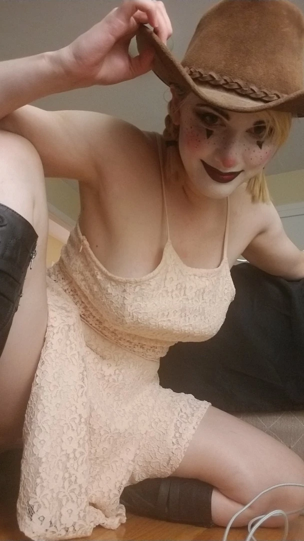Weird Gal Yank-a-dick [ veronicadax ] Onlyfans leaked photo 10431135 on Hotleaks.tv
