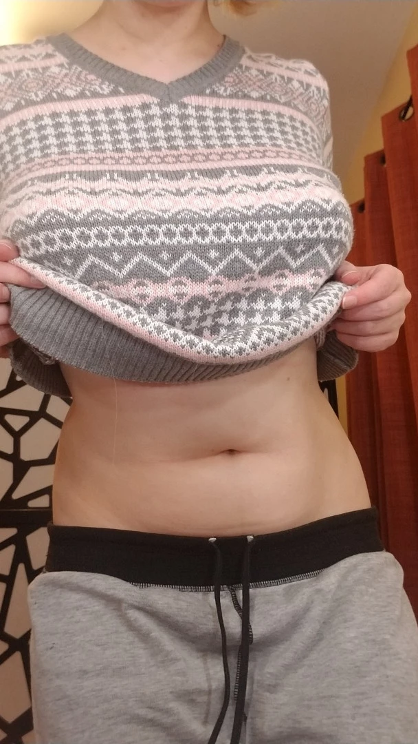 Weird Gal Yank-a-dick [ veronicadax ] Onlyfans leaked photo 10447957 on Hotleaks.tv