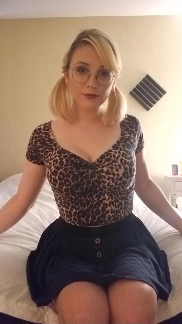 Weird Gal Yank-a-dick [ veronicadax ] Onlyfans leaked photo 10464806 on Hotleaks.tv