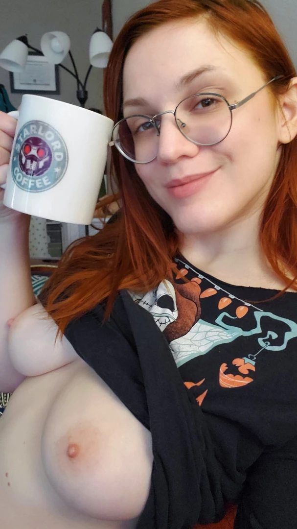 Weird Gal Yank-a-dick [ veronicadax ] Onlyfans leaked photo 10466440 on Hotleaks.tv