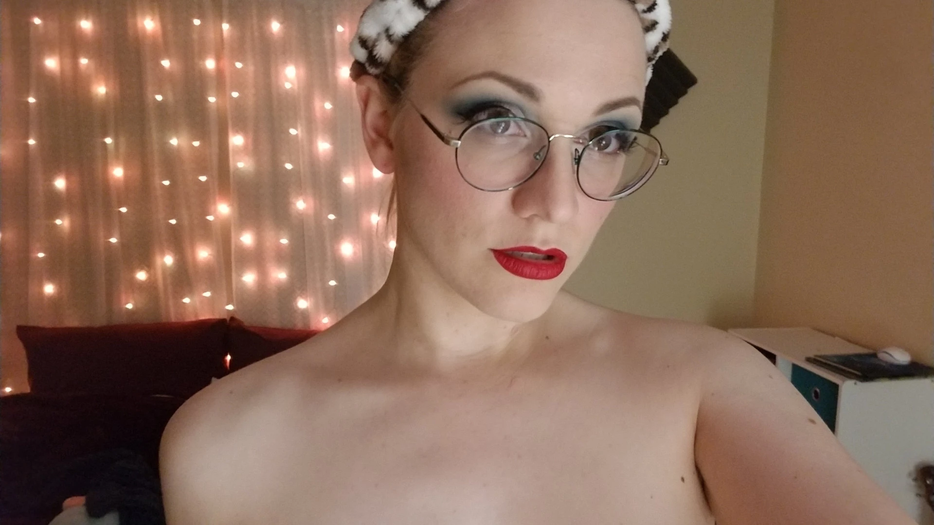 Weird Gal Yank-a-dick [ veronicadax ] Onlyfans leaked photo 10479797 on Hotleaks.tv