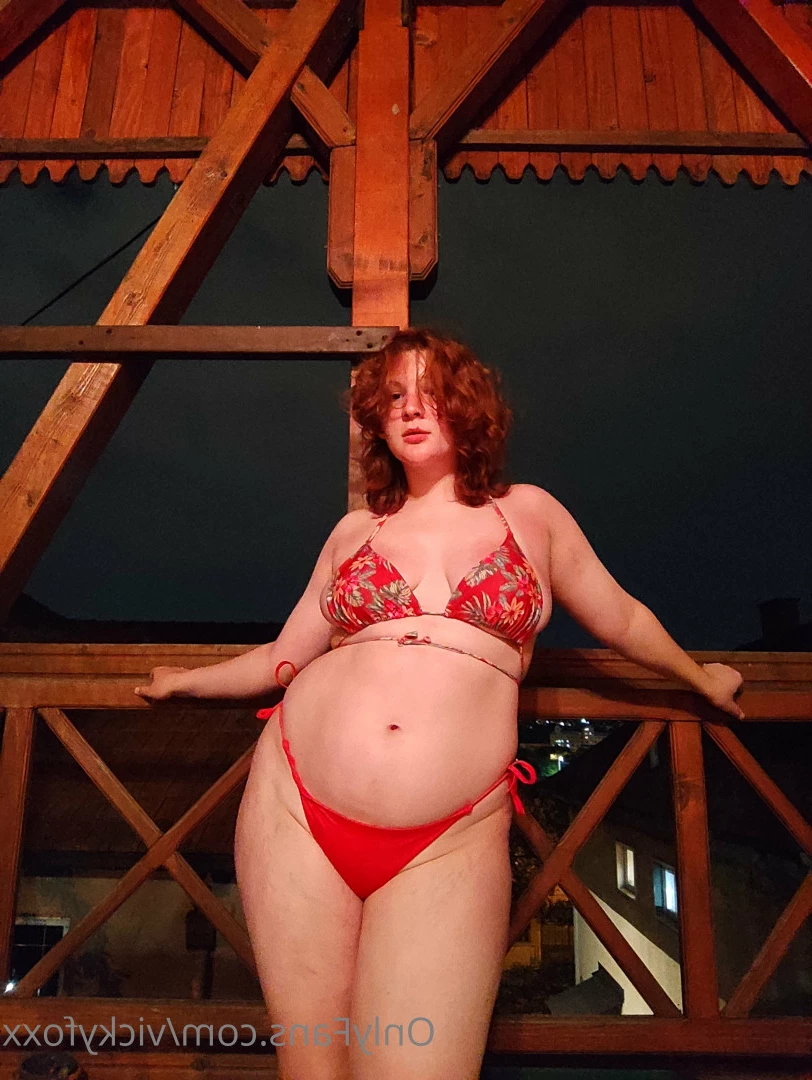 Vicky Foxx [ vickyfoxx ] Onlyfans leaked photo 6964809 on Hotleaks.tv