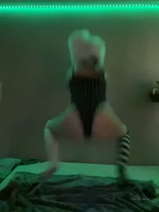 6518617