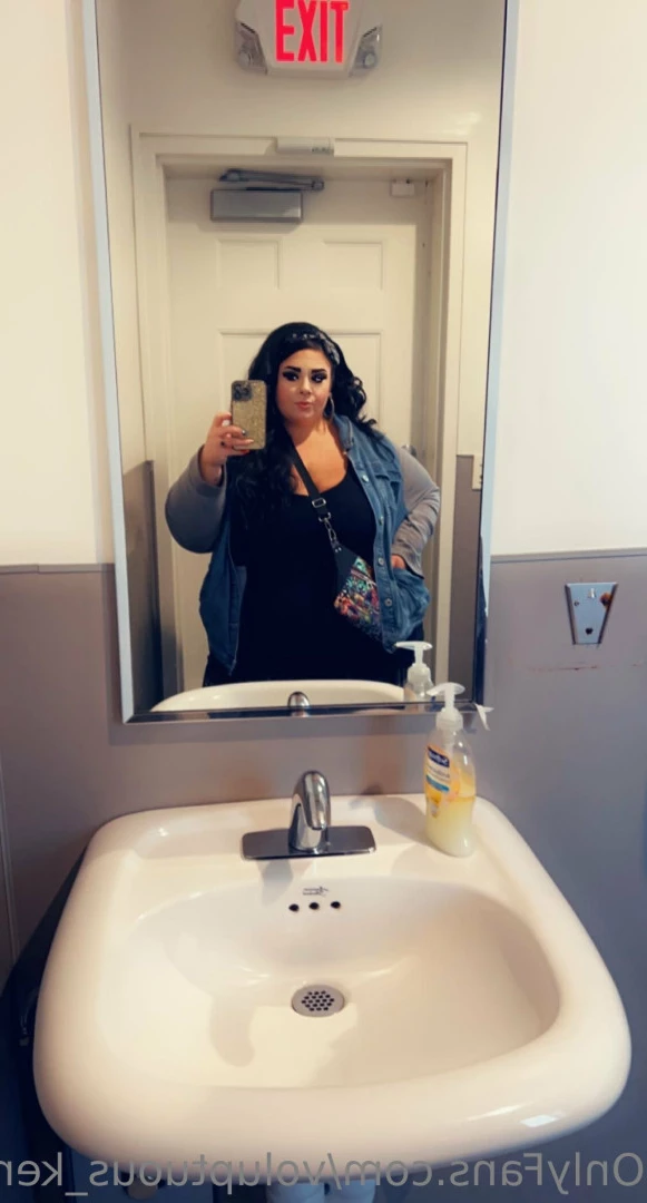 voluptuous_kennedy Onlyfans leaked photo 10431786 on Hotleaks.tv