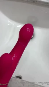 6498796
