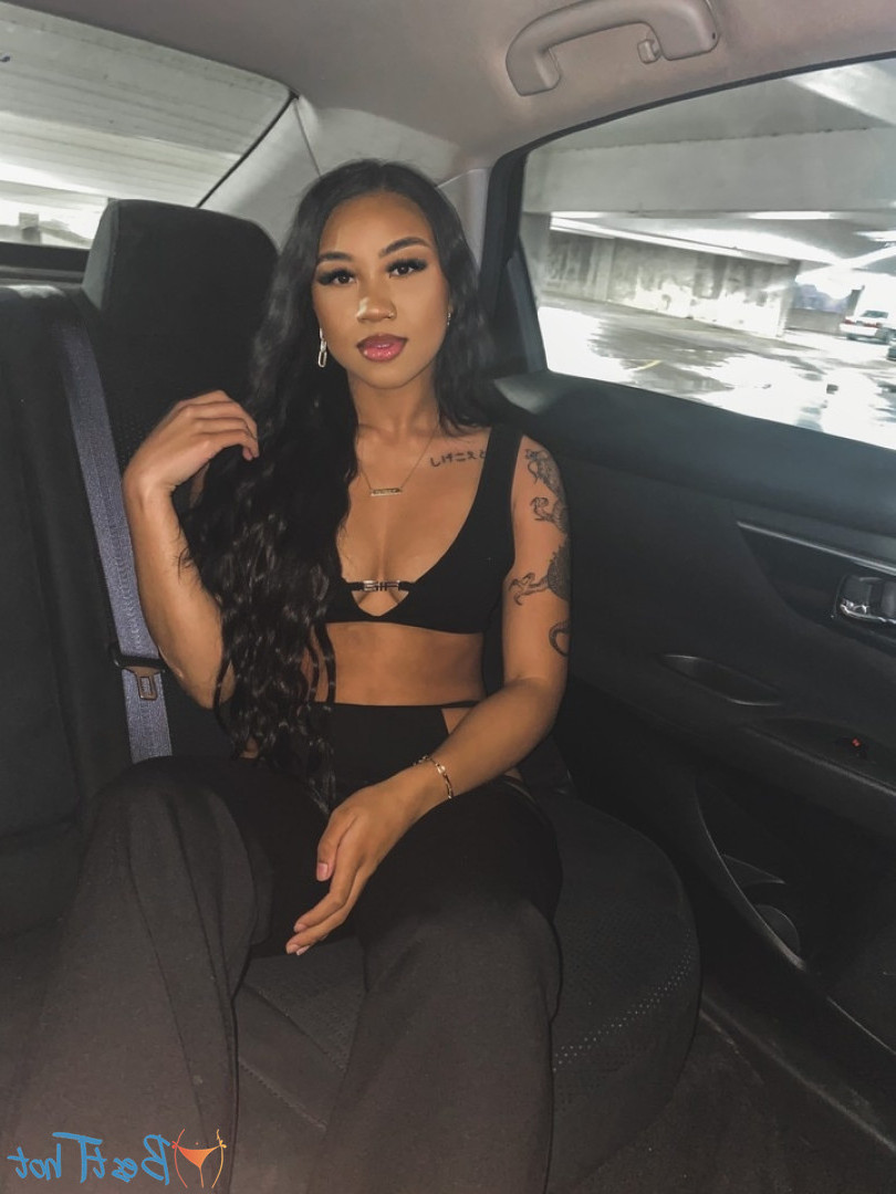 Maya [ wetchinaaa ] Onlyfans leaked photo 16885139 on Hotleaks.tv