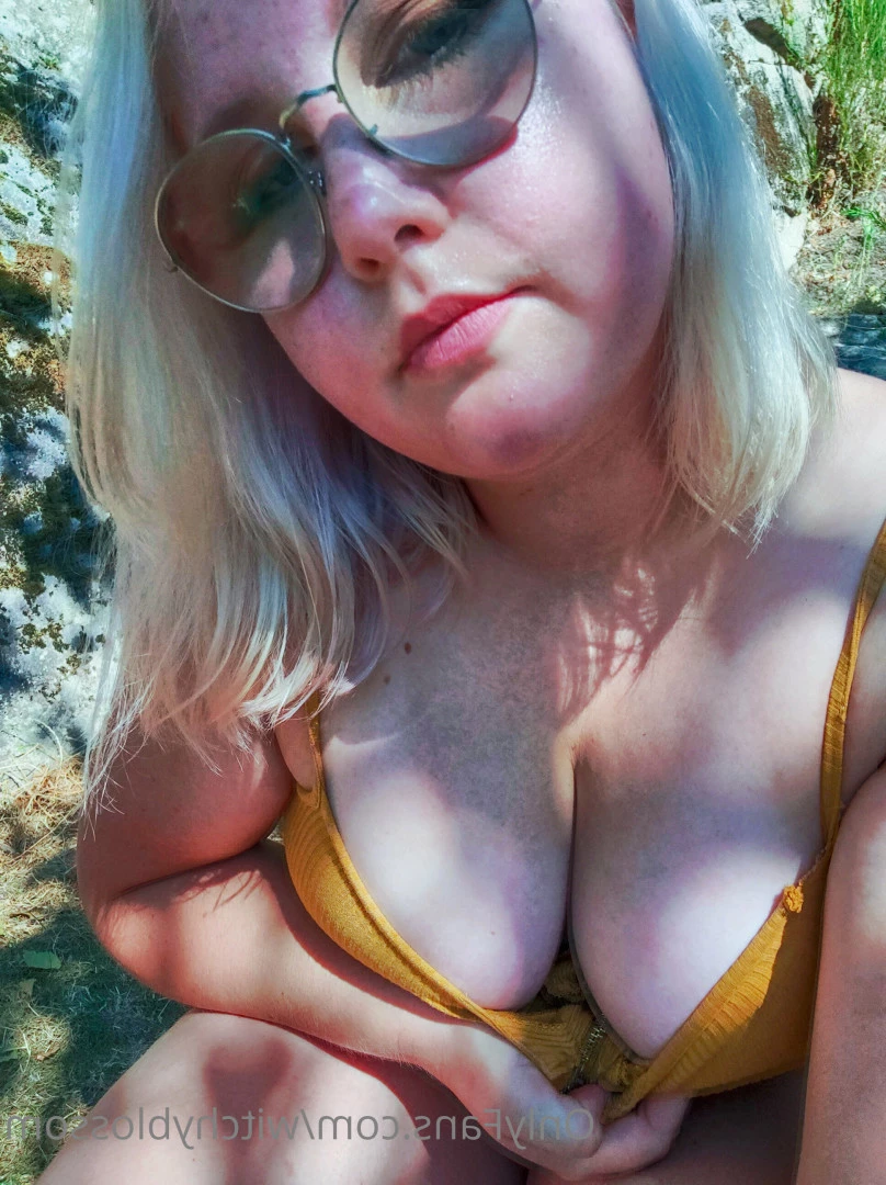Witchy Blossom [ witchyblossom ] Onlyfans leaked photo 6923978 on Hotleaks.tv