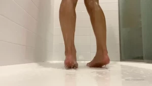 6489168