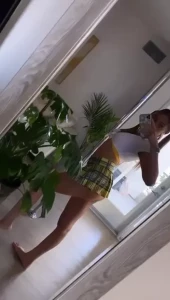 7842524