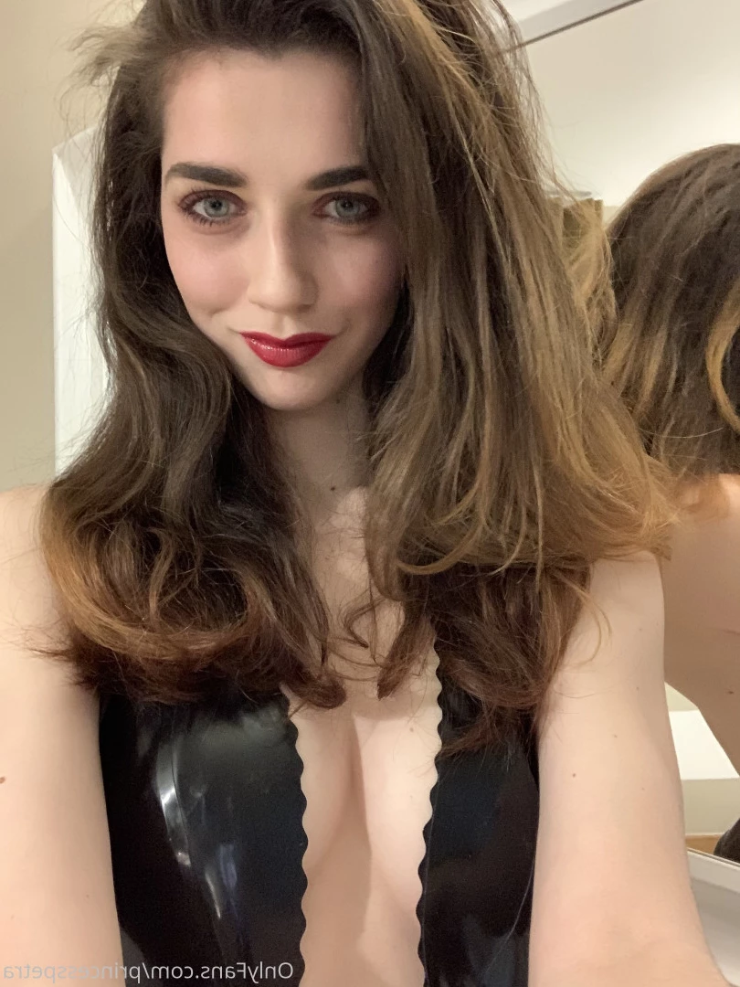 Princess Petra [ xoprincesspetra ] Onlyfans leaked photo 6911408 on Hotleaks.tv