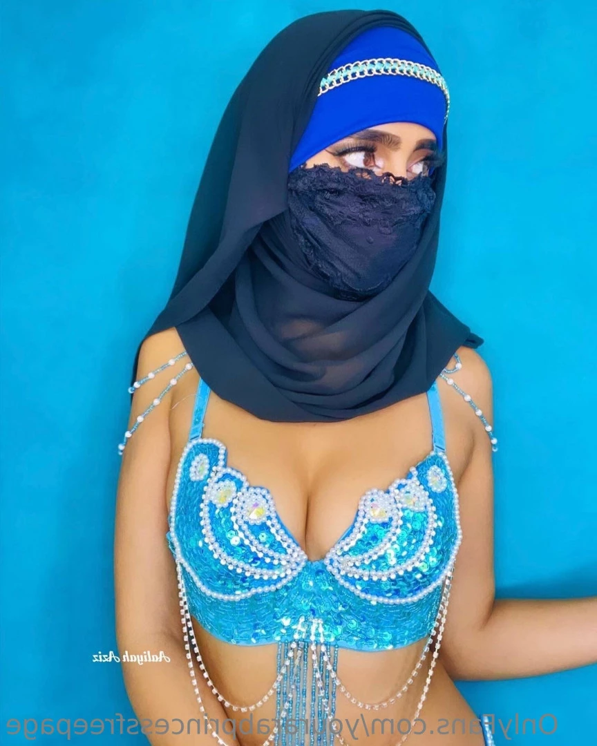 YourArabPrincess😈 FREE PAGE‼️ Top 0.4%🌍 [ yourarabprincessfreepage ] Onlyfans leaked photo 6772071 on Hotleaks.tv