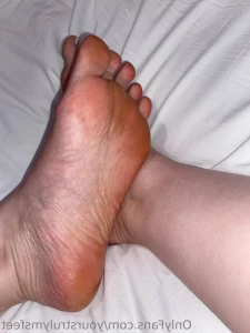 6498433